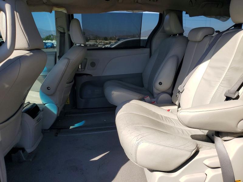 Aukcja sprzedaży 2011 Toyota Sienna, vin: 5TDYK3DC4BS049320, numer aukcji: 60832126