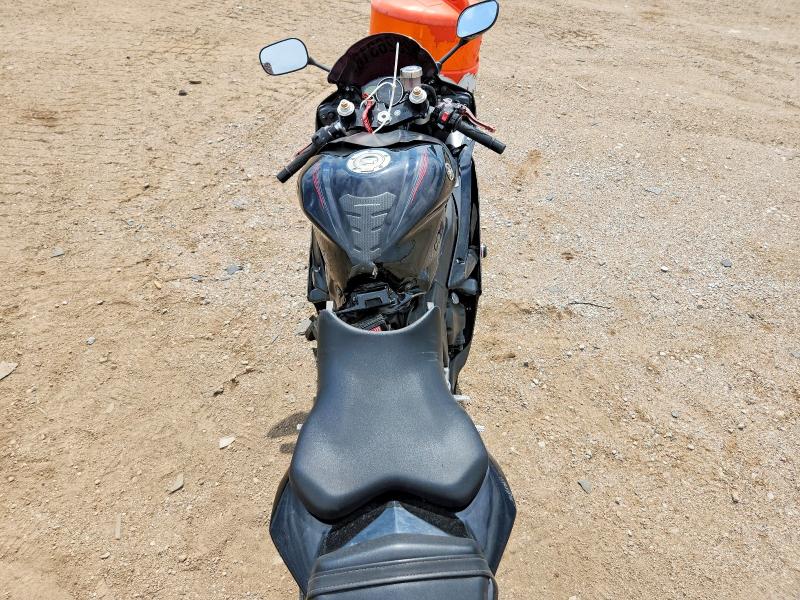 62526316 :رقم المزاد ، JYARJ12E06A002249 vin ، 2006 Yamaha Yzfr6 مزاد بيع