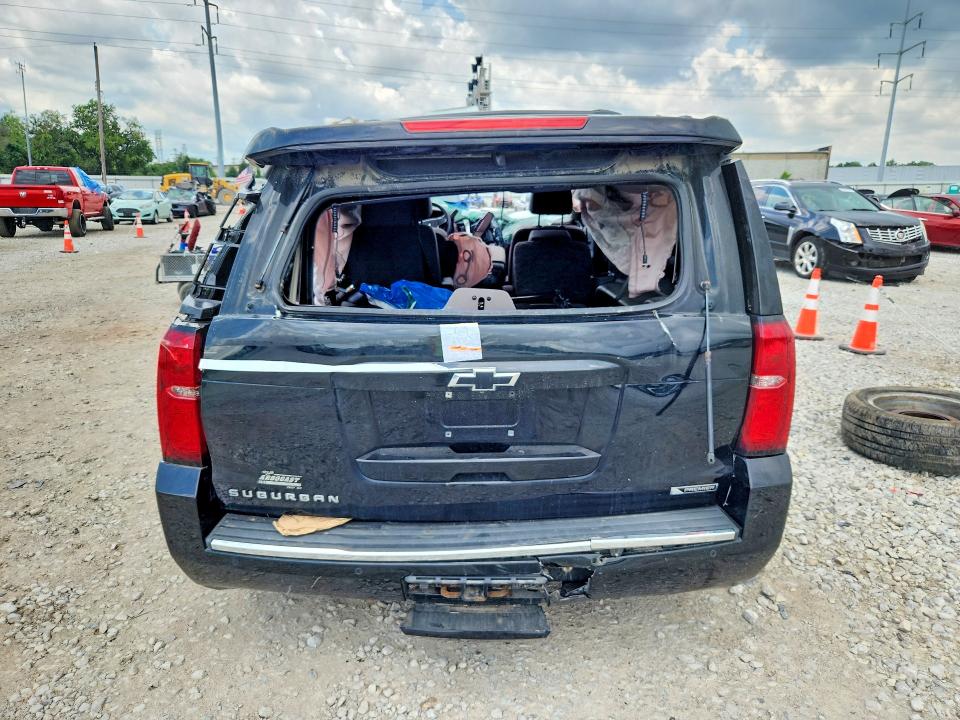 2017 Chevrolet Suburban მანქანა იყიდება აუქციონზე, vin: 1GNSKJKC1HR276704, აუქციონის ნომერი: 60865976