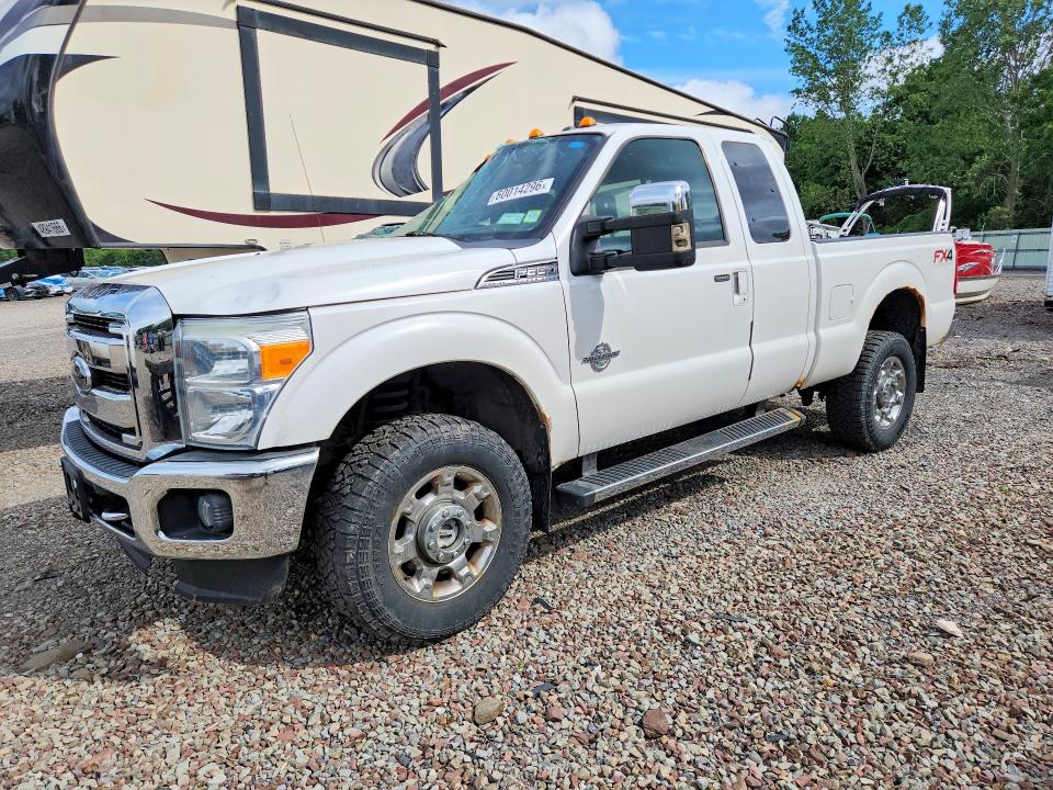60014296 :رقم المزاد ، 1FT8X3BT2GEB71644 vin ، 2016 Ford F350 مزاد بيع