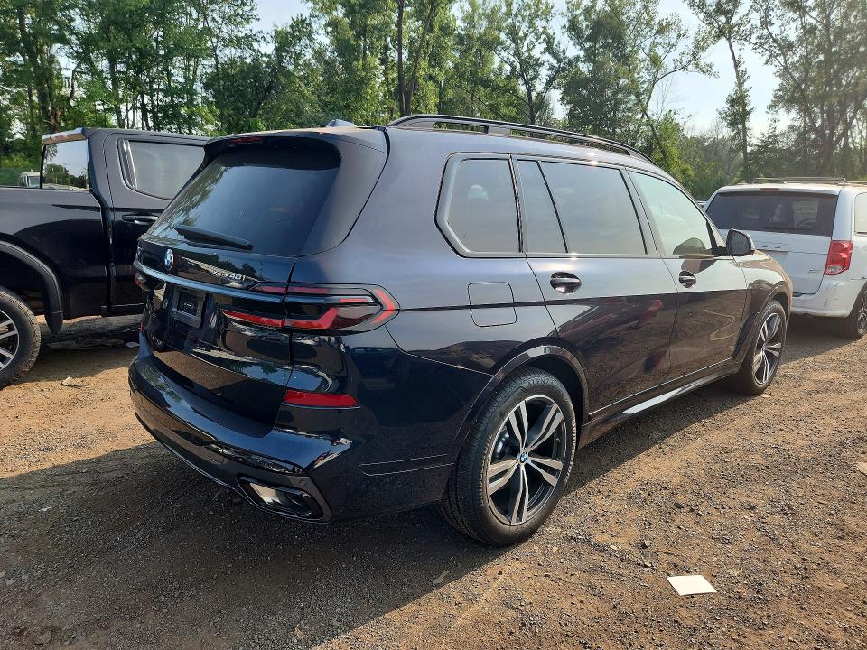 60739116 :رقم المزاد ، 5UX23EM05T9420293 vin ، 2026 Bmw X7 مزاد بيع