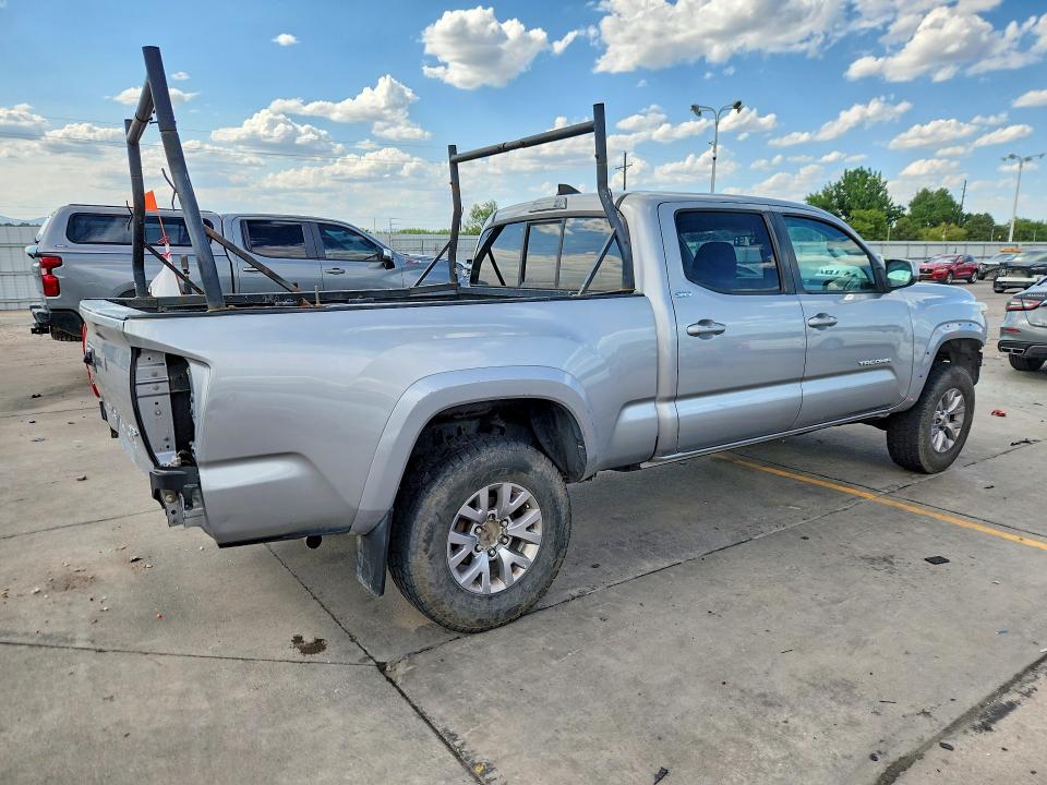 60425696 :رقم المزاد ، 3TMDZ5BN6HM019870 vin ، 2017 Toyota Tacoma مزاد بيع