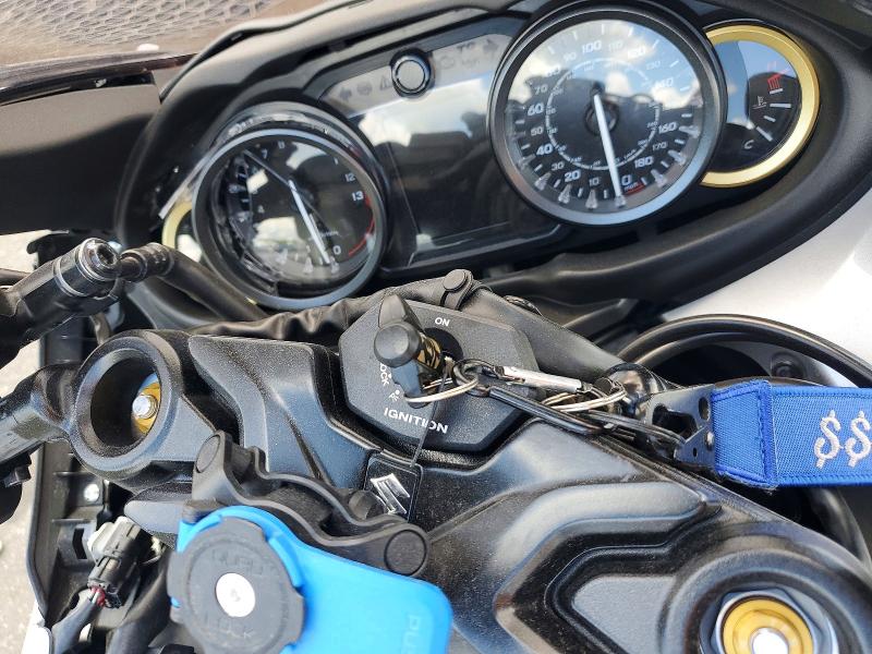 Продажа на аукционе авто 2025 Suzuki Gsx1300, vin: JS1EJ11B2S7100727, номер лота: 60382526