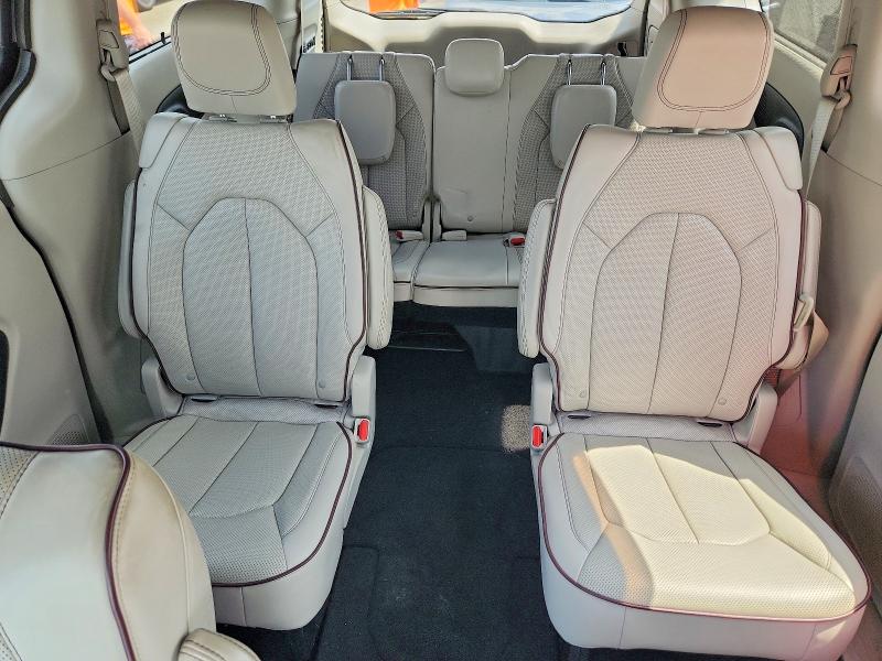 Продажа на аукционе авто 2017 Chrysler Pacifica, vin: 2C4RC1GG6HR553857, номер лота: 60306626