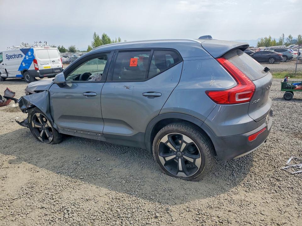 62054826 :رقم المزاد ، YV4162UK4K2139384 vin ، 2019 Volvo Xc40 مزاد بيع