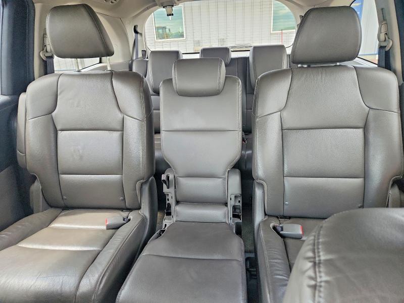 62233826 :رقم المزاد ، 5FNRL5H65EB031077 vin ، 2014 Honda Odyssey مزاد بيع