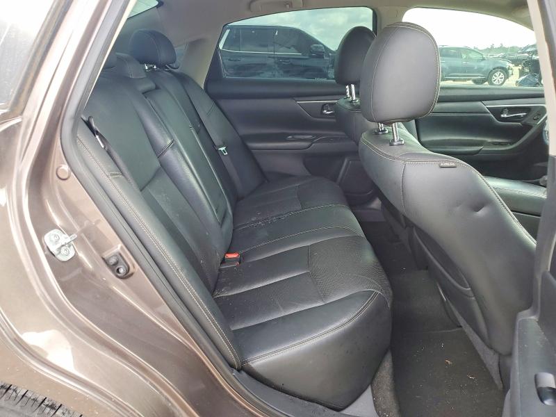 Продажа на аукционе авто 2016 Nissan Altima, vin: 1N4AL3AP4GC127924, номер лота: 60385326