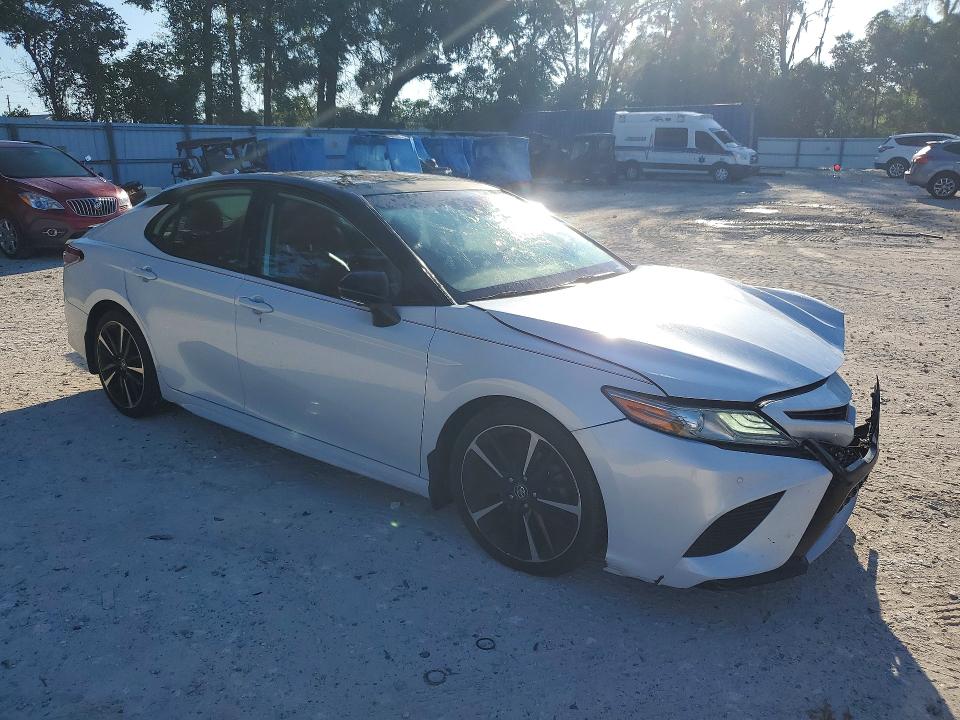 2019 Toyota Camry მანქანა იყიდება აუქციონზე, vin: 4T1B61HK6KU159762, აუქციონის ნომერი: 59794376