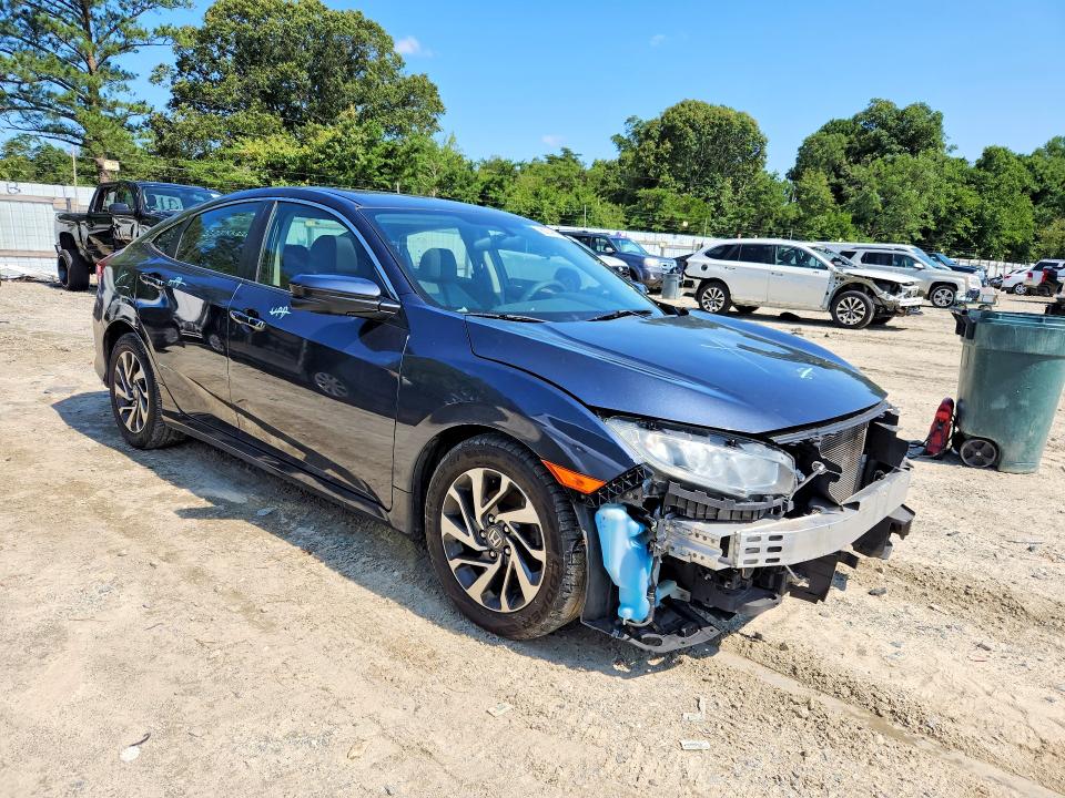 Продаж на аукціоні авто 2017 Honda Civic, vin: 2HGFC2F74HH577530, номер лоту: 62143116