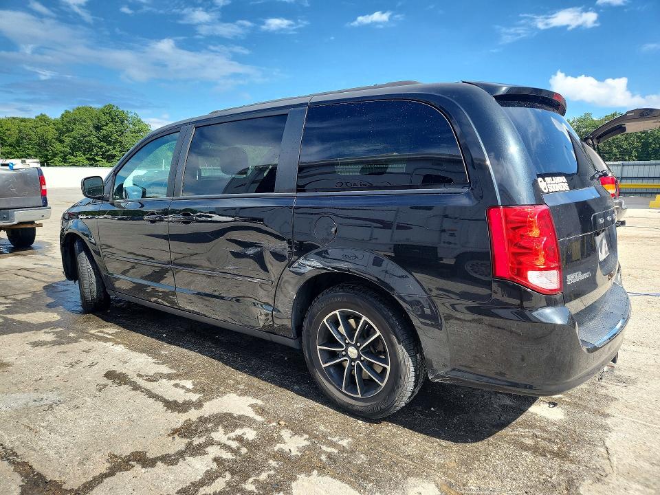 61717866 :رقم المزاد ، 2C4RDGEG3HR798666 vin ، 2017 Dodge Grand Caravan مزاد بيع