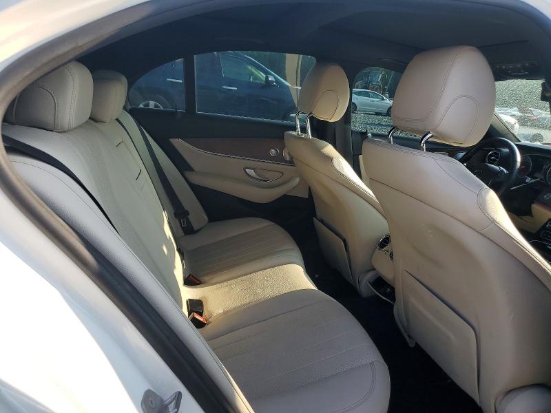 59265156 :رقم المزاد ، WDDZF4KB9HA032954 vin ، 2017 Mercedes-benz E مزاد بيع