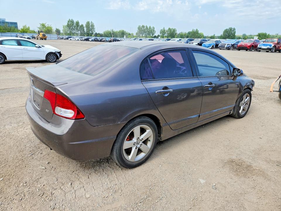 60140676 :رقم المزاد ، 2HGFA1F6XBH005375 vin ، 2011 Honda Civic مزاد بيع