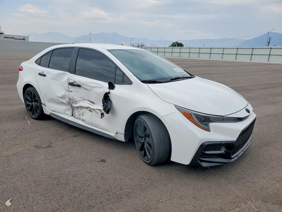62971686 :رقم المزاد ، 5YFS4MCE9NP112417 vin ، 2022 Toyota Corolla مزاد بيع