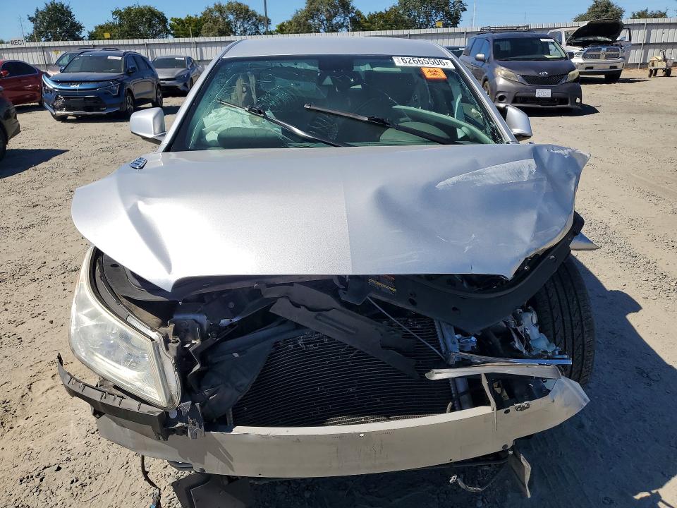 62665506 :رقم المزاد ، 1G4GC5GG2AF269424 vin ، 2010 Buick Lacrosse مزاد بيع