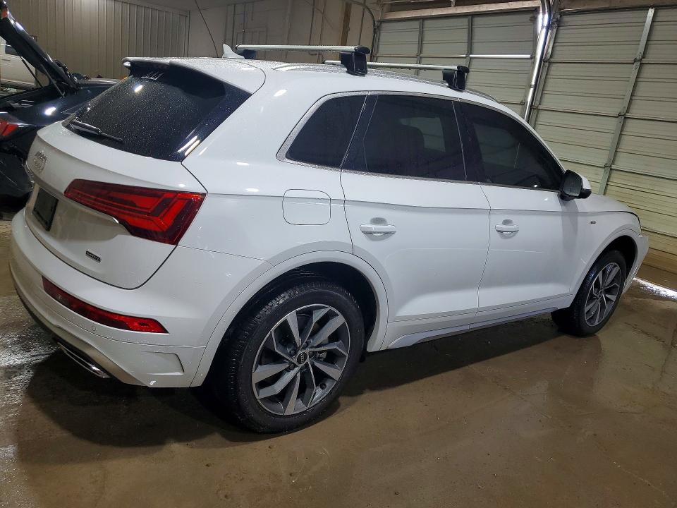 Продаж на аукціоні авто 2022 Audi Q5, vin: WA1EAAFY5N2054776, номер лоту: 62032476