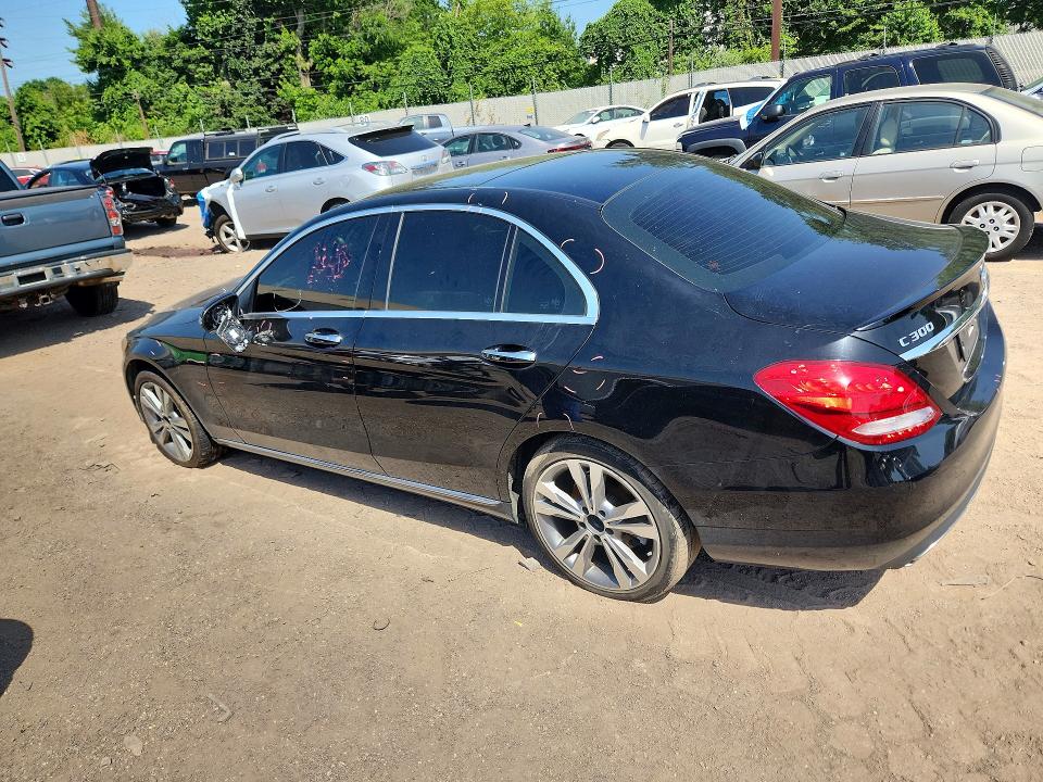 2018 Mercedes-benz C მანქანა იყიდება აუქციონზე, vin: 55SWF4KB1JU261573, აუქციონის ნომერი: 58327506