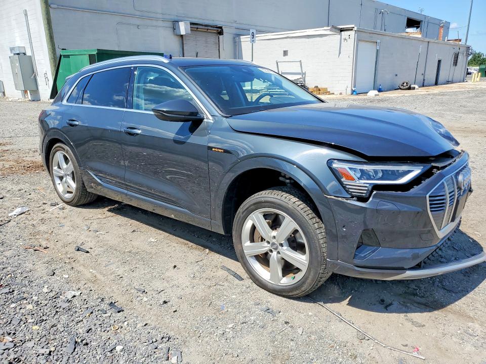 Aukcja sprzedaży 2019 Audi E-tron, vin: WA1LABGE2KB021909, numer aukcji: 63364736