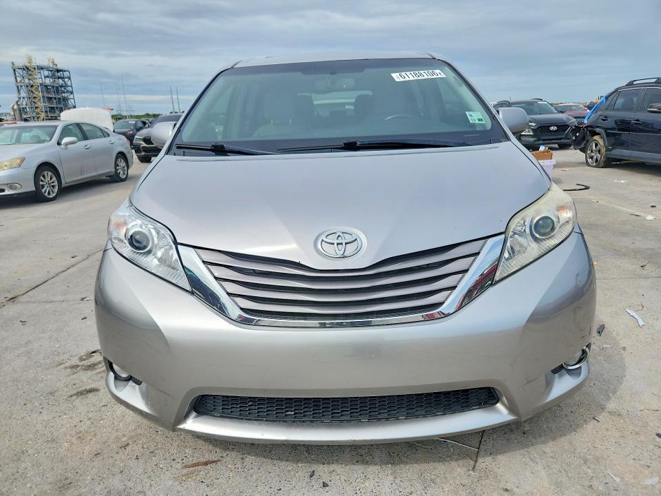 Продаж на аукціоні авто 2017 Toyota Sienna, vin: 5TDYZ3DC0HS822031, номер лоту: 61188106