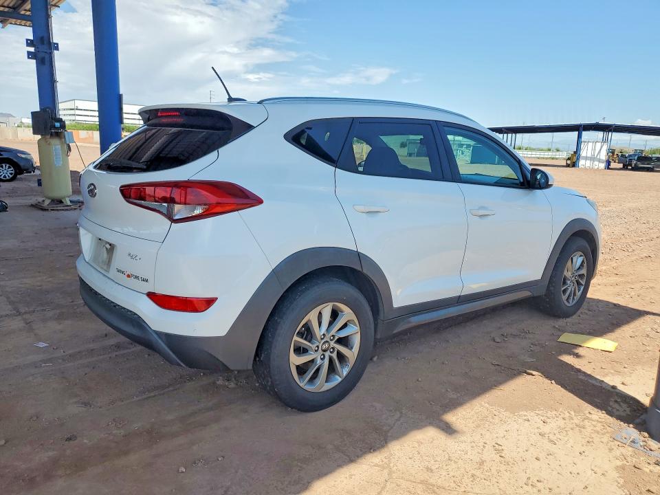 62017226 :رقم المزاد ، KM8J33A48GU061545 vin ، 2016 Hyundai Tucson مزاد بيع