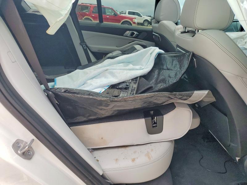 60655146 :رقم المزاد ، 5UX13EU03R9V65403 vin ، 2024 Bmw X5 مزاد بيع