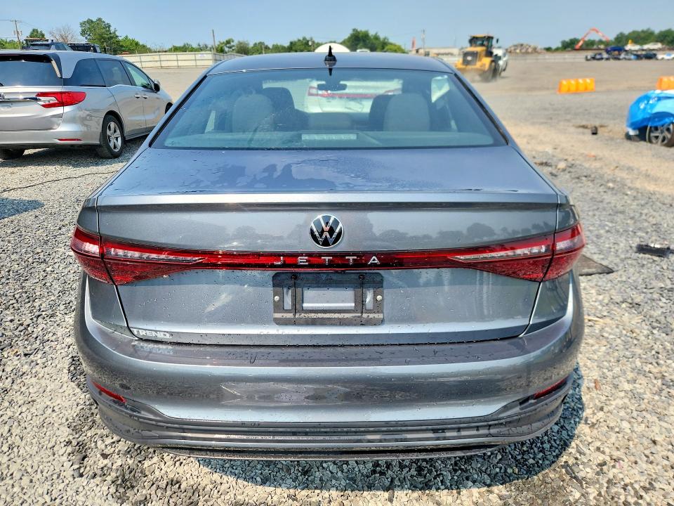 Auction sale of the 2025 Volkswagen Jetta, vin: 3VWBX7BU2SM064390, lot number: 60760116
