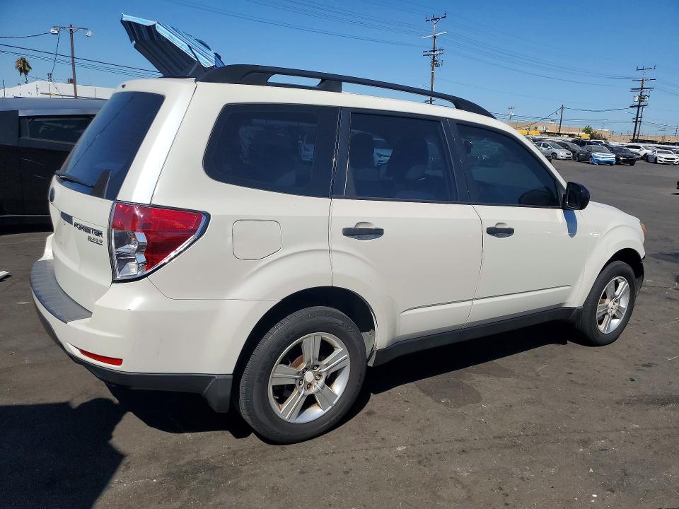 Продаж на аукціоні авто 2013 Subaru Forester, vin: JF2SHABC1DH432944, номер лоту: 60527176