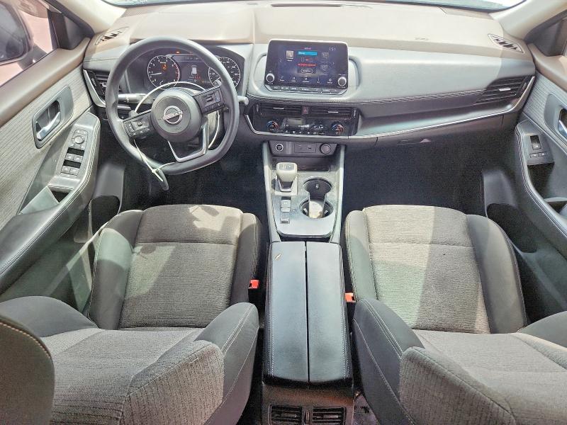 61994776 :رقم المزاد ، 5N1BT3BA9NC709809 vin ، 2022 Nissan Rogue مزاد بيع