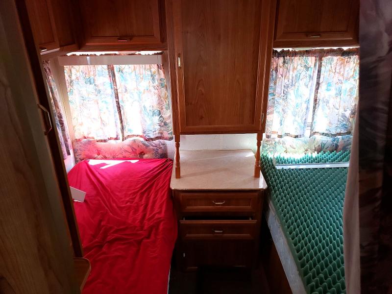 60505666 :رقم المزاد ، 1FDKE30G0NHA05244 vin ، 1992 Coachman Recreational Vehicle (rv) مزاد بيع
