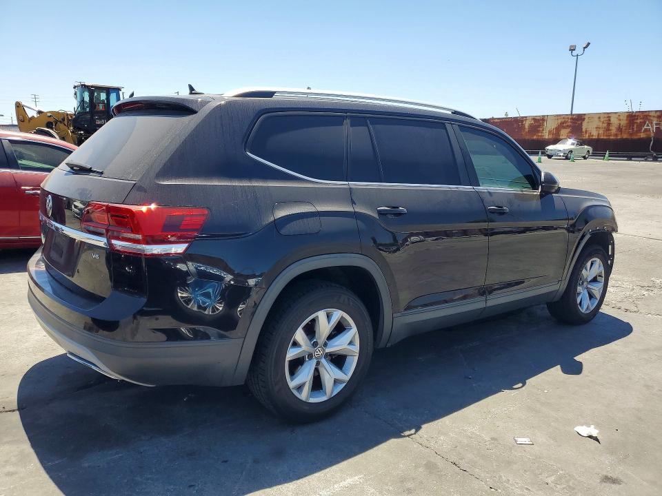 Продаж на аукціоні авто 2018 Volkswagen Atlas, vin: 1V2CR2CA9JC565297, номер лоту: 59899026