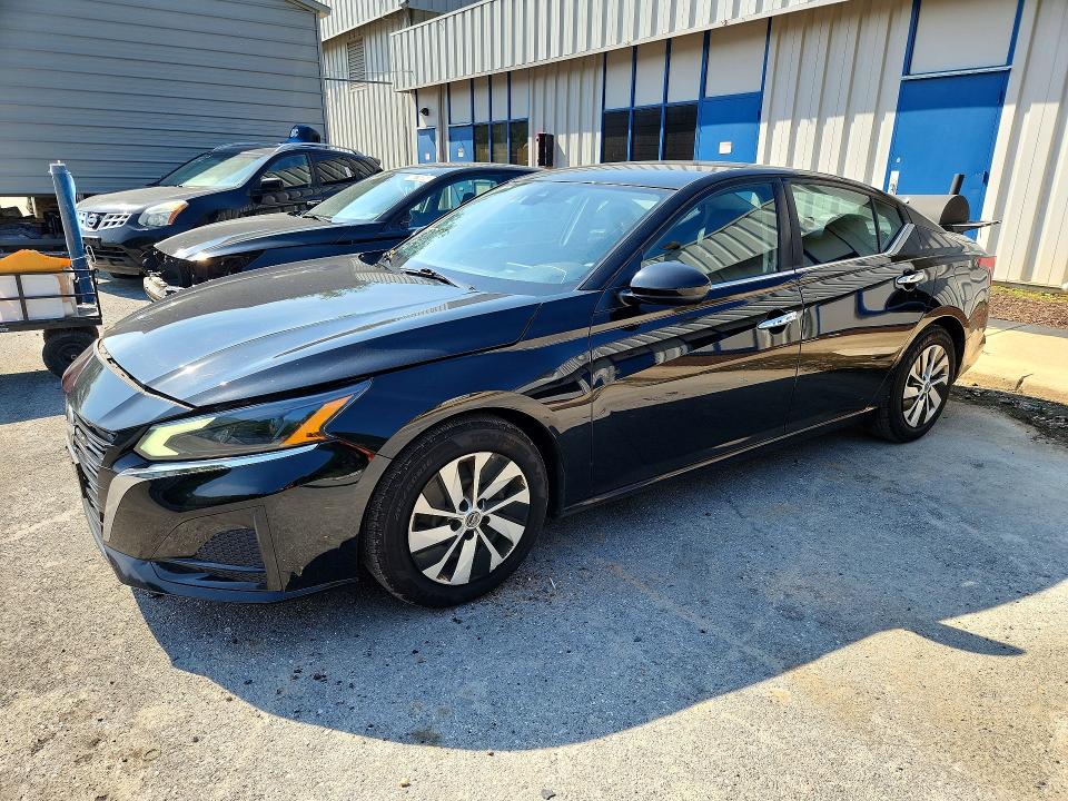 2023 Nissan Altima მანქანა იყიდება აუქციონზე, vin: 1N4BL4BV2PN326899, აუქციონის ნომერი: 60802356
