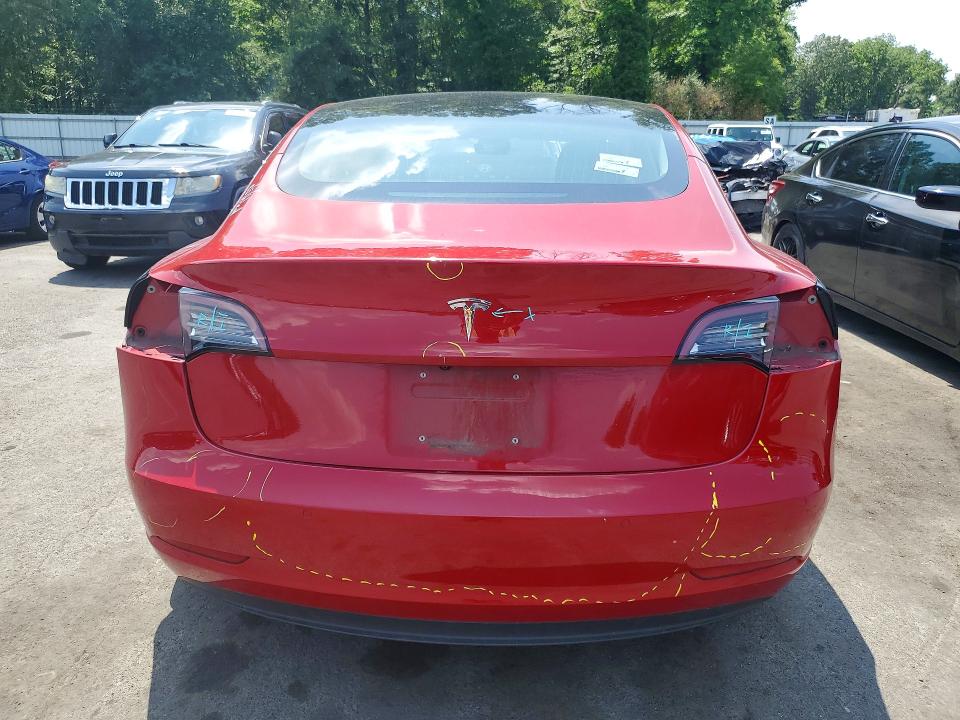 59246656 :رقم المزاد ، 5YJ3E1EA1JF102741 vin ، 2018 Tesla Model 3 مزاد بيع