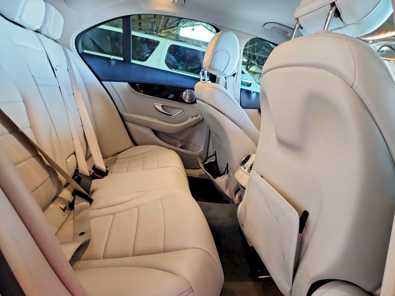 62911556 :رقم المزاد ، 55SWF4JB2FU054781 vin ، 2015 Mercedes-benz C مزاد بيع