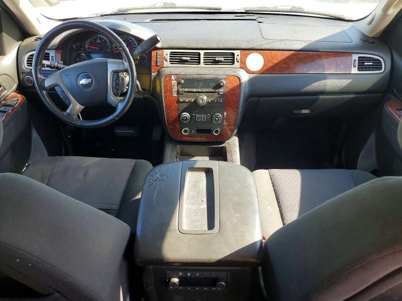 63037426 :رقم المزاد ، 1GNSCAE01BR316155 vin ، 2011 Chevrolet Tahoe مزاد بيع