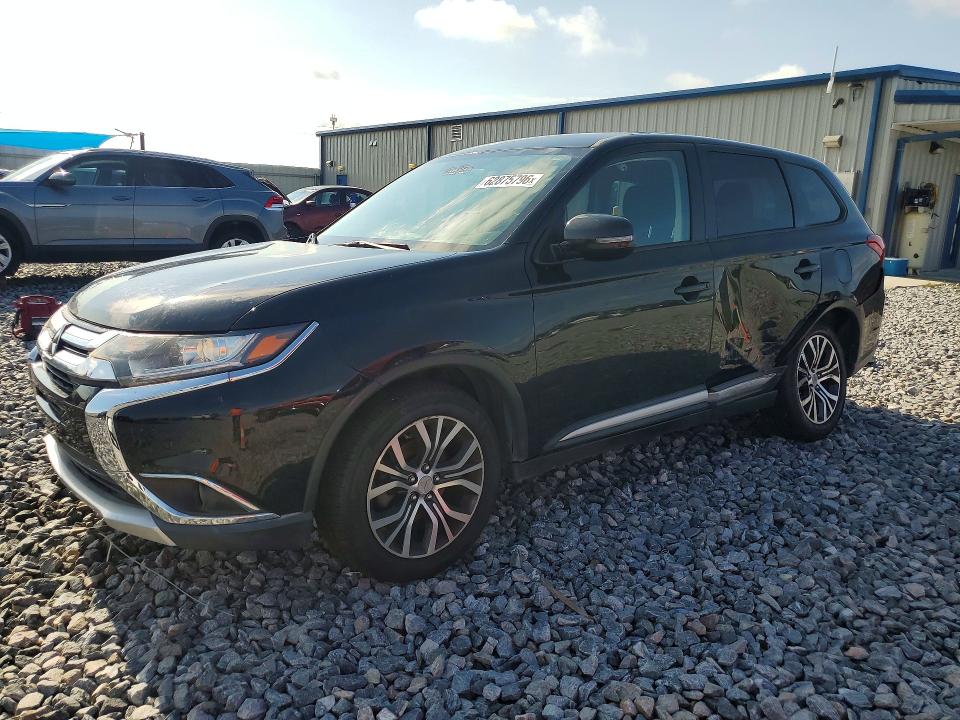 Продажа на аукционе авто 2017 Mitsubishi Outlander, vin: JA4AZ3A37HZ045930, номер лота: 62875796