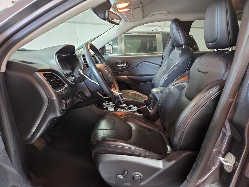 59869006 :رقم المزاد ، 1C4PJMDXXKD258046 vin ، 2019 Jeep Cherokee مزاد بيع