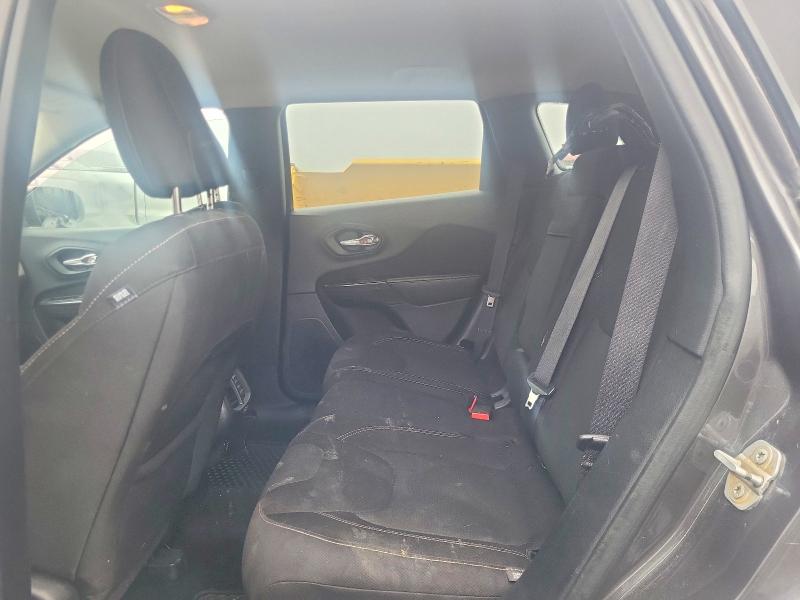 62016026 :رقم المزاد ، 1C4PJMCS2GW173462 vin ، 2016 Jeep Cherokee مزاد بيع