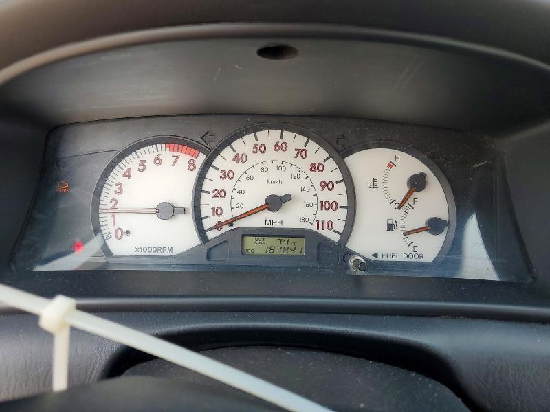 59323196 :رقم المزاد ، 1NXBR32E04Z333477 vin ، 2004 Toyota Corolla مزاد بيع
