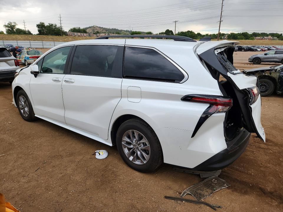 Продажа на аукционе авто 2026 Toyota Sienna, vin: 5TDYSKFCXTS230852, номер лота: 60073856