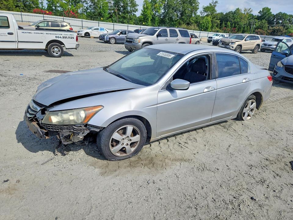 61936886 :رقم المزاد ، 1HGCP2F35BA109266 vin ، 2011 Honda Accord مزاد بيع