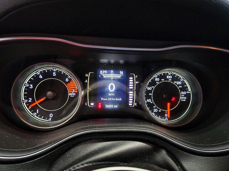 61070576 :رقم المزاد ، 1C4PJMLB5MD240174 vin ، 2021 Jeep Cherokee مزاد بيع