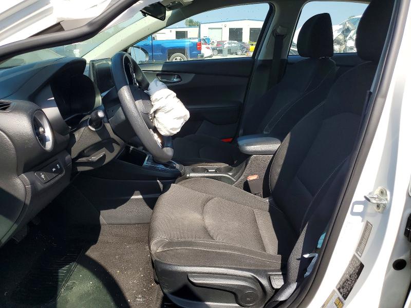 61812916 :رقم المزاد ، 3KPF24AD2ME327400 vin ، 2021 Kia Forte مزاد بيع