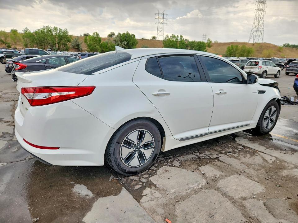 61517216 :رقم المزاد ، KNAGM4AD8D5044569 vin ، 2013 Kia Optima مزاد بيع