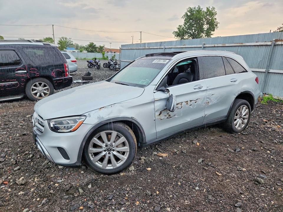 61867796 :رقم المزاد ، WDC0G8EB0LF675282 vin ، 2020 Mercedes-benz Glc مزاد بيع