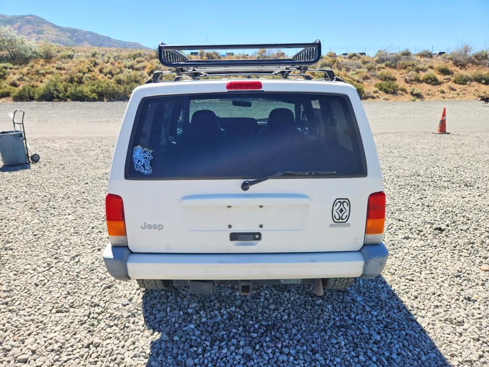 57742666 :رقم المزاد ، 1J4FF48S6YL120721 vin ، 2000 Jeep Cherokee مزاد بيع
