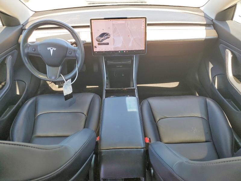60368486 :رقم المزاد ، 5YJ3E1EA6JF078498 vin ، 2018 Tesla Model 3 مزاد بيع