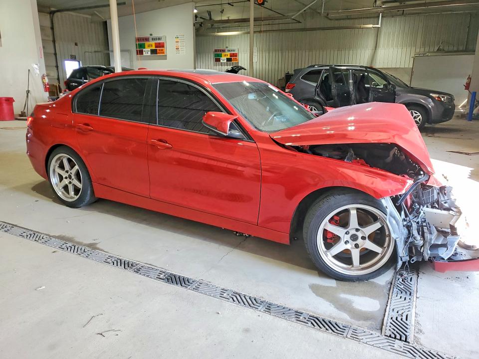 60034086 :رقم المزاد ، WBA3C1C5XDF436775 vin ، 2013 Bmw 328 مزاد بيع
