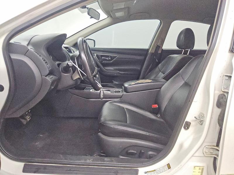 Продаж на аукціоні авто 2018 Nissan Altima, vin: 1N4AL3AP6JC223917, номер лоту: 61002326