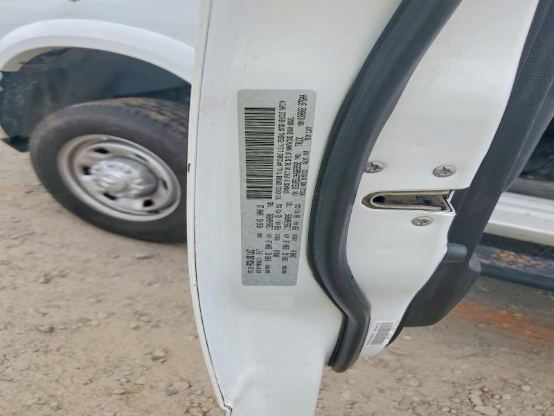 60657746 :رقم المزاد ، 3C6UR5DJ3HG683592 vin ، 2017 Ram 2500 مزاد بيع