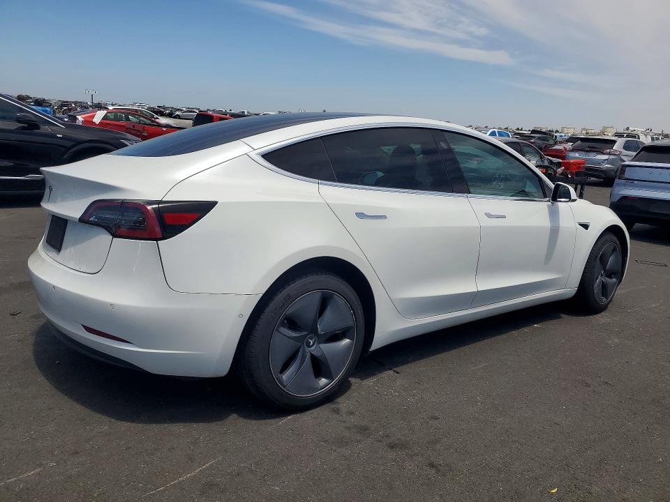 Продажа на аукционе авто 2020 Tesla Model 3, vin: 5YJ3E1EAXLF746998, номер лота: 59822066