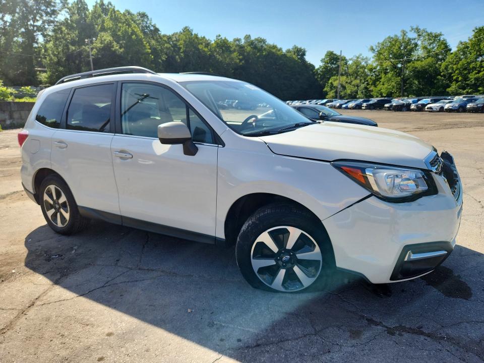 Aukcja sprzedaży 2018 Subaru Forester, vin: JF2SJAJC3JH583401, numer aukcji: 61884736